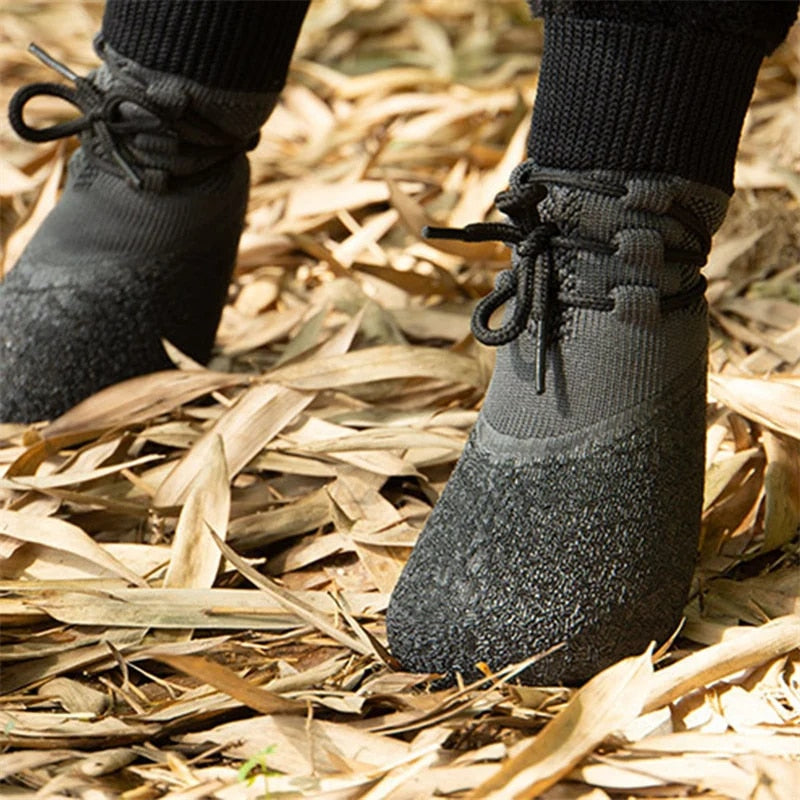 4Pcs Dog Shoes Non-slip Waterproof Outdoor Knitted Dog Paw Protector with Adjustable Straps