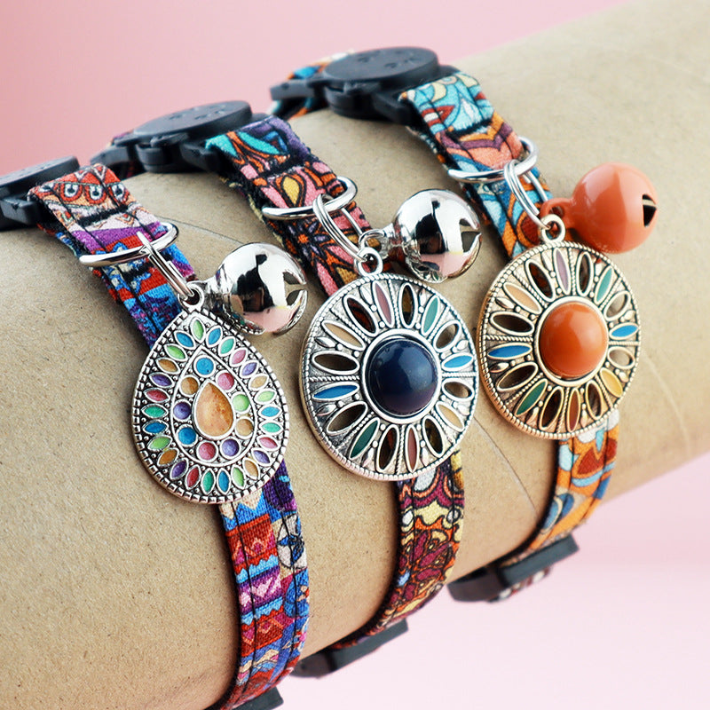 Adjustable Pet Airtag Collar with Bell and Metal Pendant