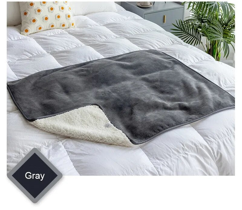 Dog Blanket Quilt Pet Bed Cashmere Waterproof Thickened Cat Dog Pad