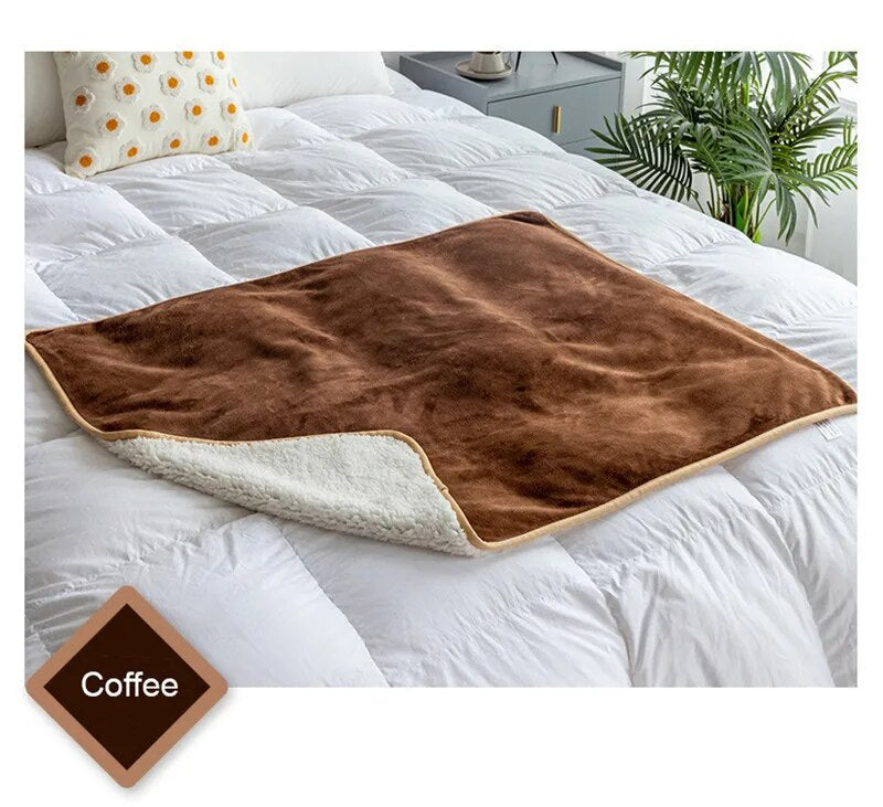 Dog Blanket Quilt Pet Bed Cashmere Waterproof Thickened Cat Dog Pad